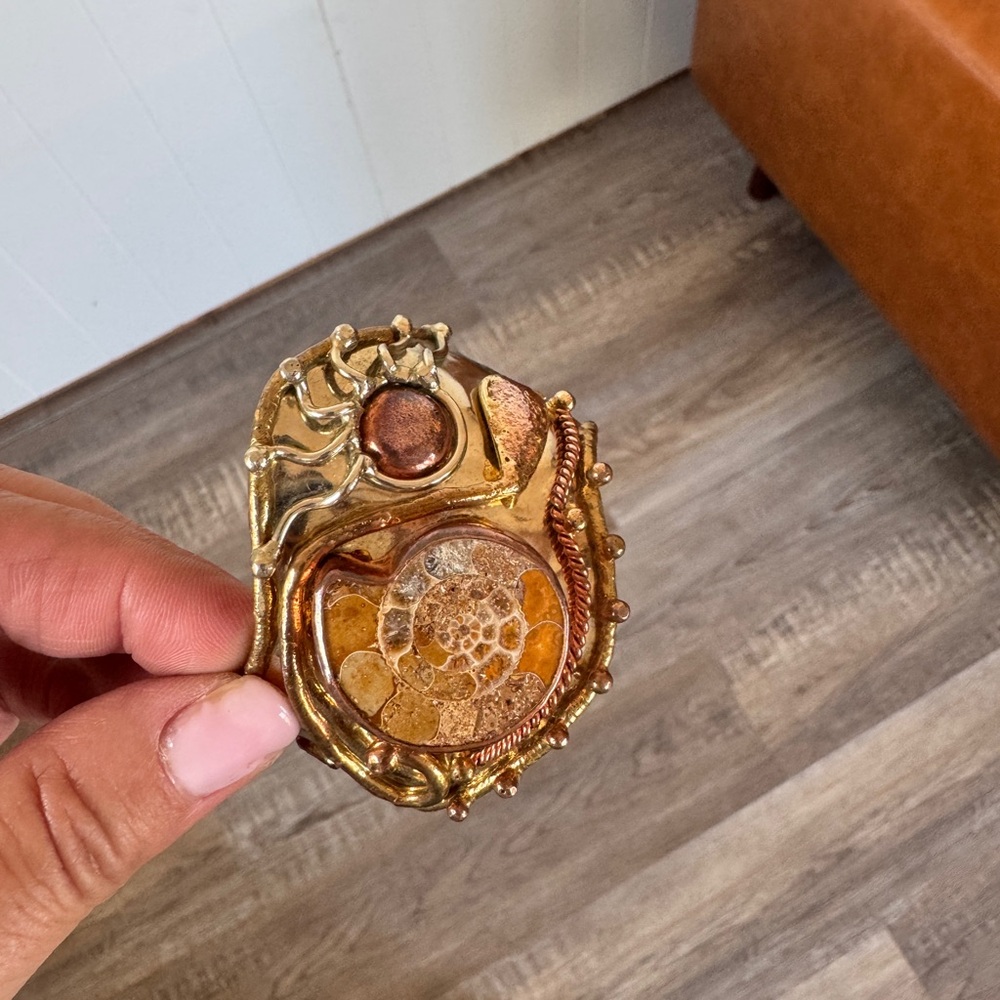 AMMONITE FOSSIL CUFF Bracelet Brass and copper sun accents adjustable bracelet - Picture 7 of 9
